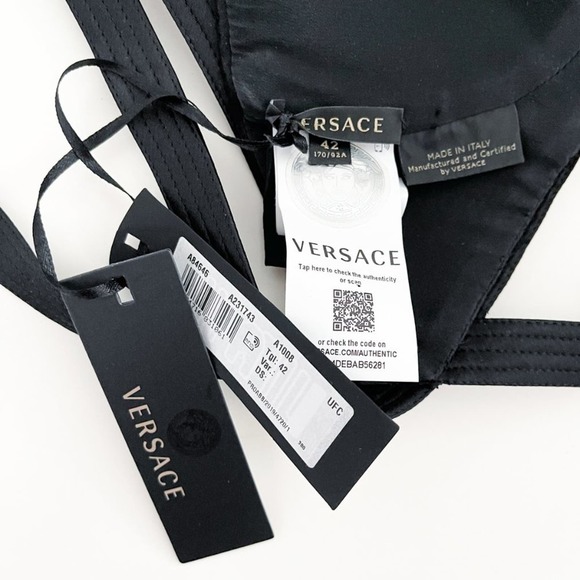 Versace Fall 2019 Runway Black Silk Satin Cage Bra Cropped Bondage Top 42 - Picture 10 of 15